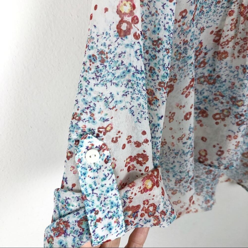 Pins & Needles Sheer Floral Blouse - Picture 4 of 8